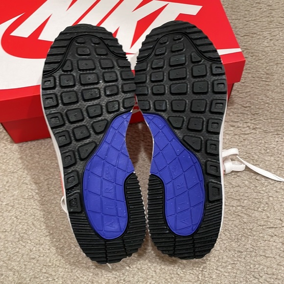 Nike Air Max SYSTM Women's Shoes	
Size 7 brand new with box - Picture 6 of 9